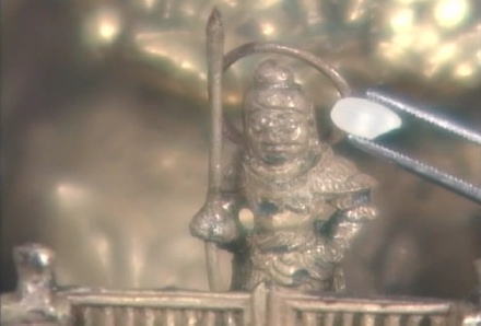 Sarira Casket - detail Sarira Casket - detail (with rice grain)