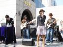 Humming Urban Stereo in concert