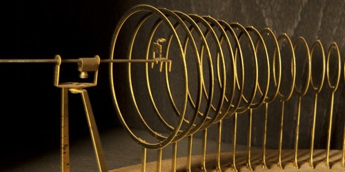 Brass model - detail. What happens if you sit on that chair? Image © Daniele Nalesso