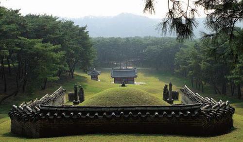 One of the Royal Tombs of the Joseon Dynasty One of the Royal Tombs of the Joseon Dynasty
