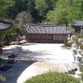 Thumbnail for post: 2010 Travel Diary #29: Daewonsa – the 9 o’clock meditation