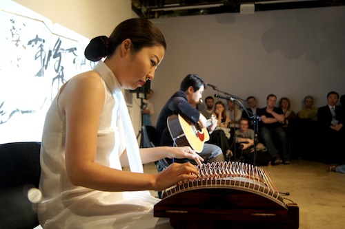 Ji-eun Jung (kayageum) with Sung-min Jeon (guitar)