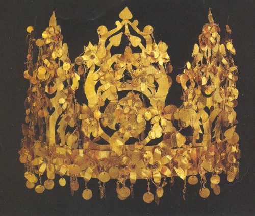 Tillya Tepe crown Tillya Tepe crown