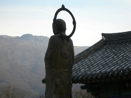 JiJang Bosal gazing at Mudeung Mountain