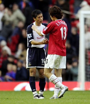 Lee Young-pyo and Park Ji-sung