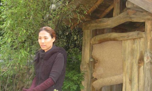 Hwang Jihae in her Haewooso garden