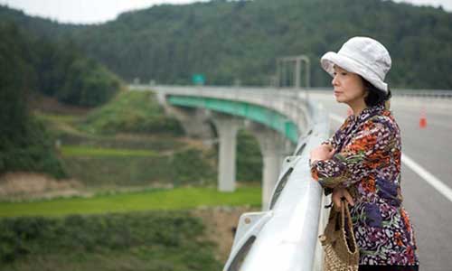 Yoon Jeong-hee in Poetry