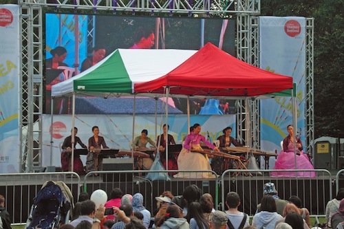 The Sookmyung Gayageum Orchestra playing a Beatles number