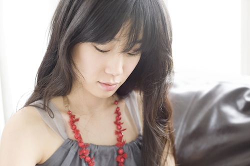 Yeahwon Shin photographed by Rose Callahan in NYC on May 9, 2009