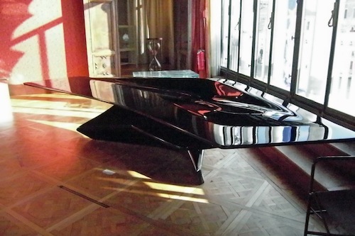 Zaha Hadid: Seoul Desk
