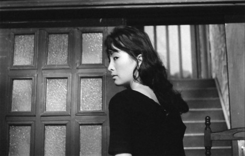 Lee Eun-shim plays the sinister maid in Kim Ki-young's original
