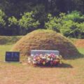 Thumbnail for post: Park Kyung-ni’s tomb in Tongyeong