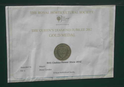 The Chelsea Gold Medal for Hwang Jihae at Muum