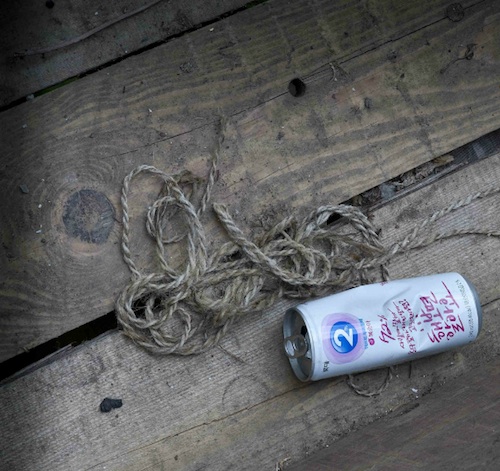 Drink can and string