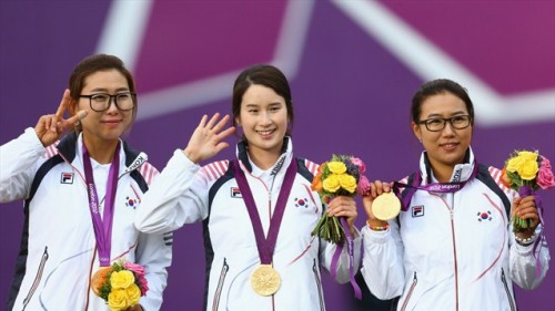 Choi Hyeonju, Ki Bo Bae and Lee Sung Jin