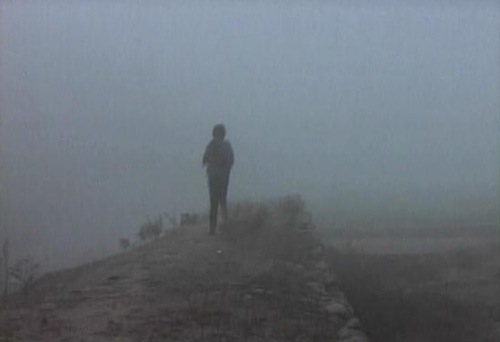Su-ok's early morning jogs through the mist