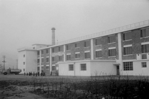 Hyewon Kwon: Eight Men Lived in the Room series: News, 2010