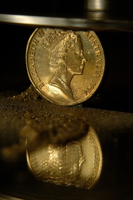 Shin Kiwoun: Dis-illusion Coin Face (2007)
