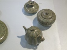 Goryeo dynasty oil jars and powder cases