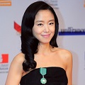 Thumbnail for post: Jeon Do-yeon given French culture award