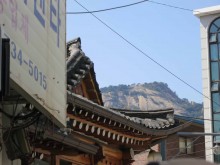 On the way to Tongin market