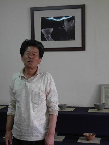 Min Young-ki in his studio