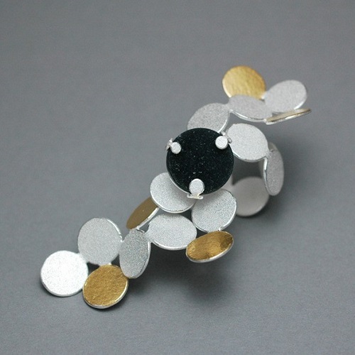Misun Won: random pattern ring with keumboo and crystallized onyx