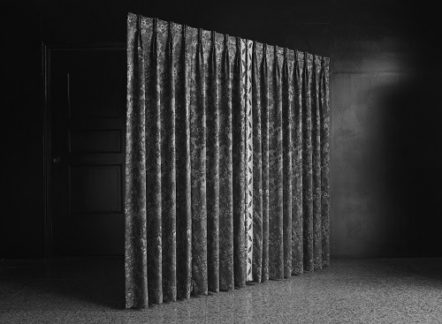 Chung Heeseung: Curtain (2013)