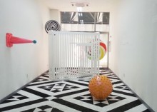 Soa J. Hwang, Sudden attack of plastic beauty, site-specific installation, 2013