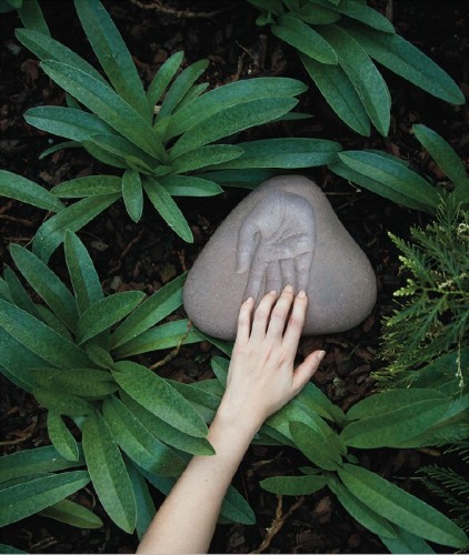 Yang Haegue: Convex Flesh and Concave Stone in Tune (2013)