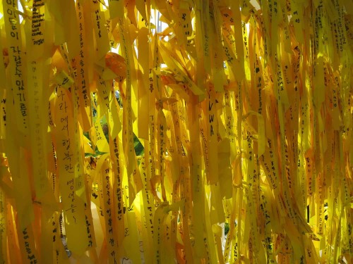 Sewol yellow ribbons
