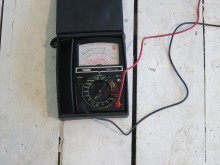 Jeehee Park: Fruit Battery (2014). Installed at Hanmi Gallery. 24 July 2014