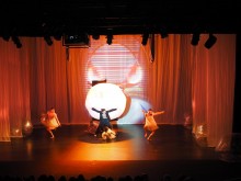 Andersen's Gazes: Lee Kyung-ok Dance Company at the Mermaid Theatre, 28 June 2014 as part of the City of London Festival. Image courtesy AtoBIZ co., Ltd