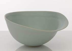 Hyejeong Kim - Flared bowl SIze: D=16, W=18, H=12 (cm) Methods: wheel-thrown stoneware Glaze: HK matte blue