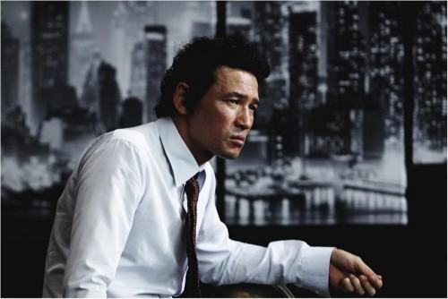 Hwang Jung-min in New World