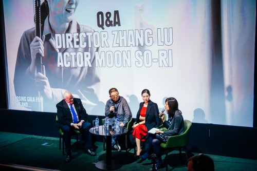 At the Q+A after the screening: Tony Rayns, Zhang Lu, Moon Sori and Rho Seh-hyun