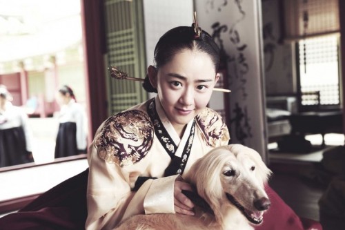 Moon Geun-young makes a welcome return to the big screen as Lady Hyegyong