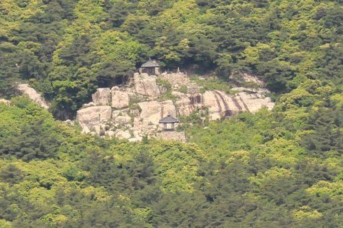 Dongcheon Seoksil