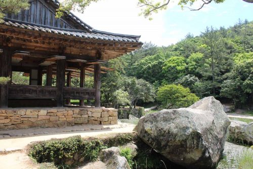 The Seyeonjeong pavilion and Satuam