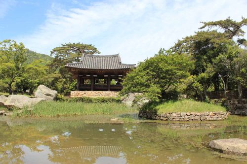 The Seyeonjeong pavilion and Seyeonji Pond