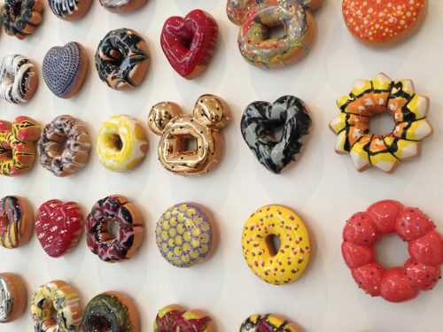 Kim Jaeyong: Donuts (2016).
