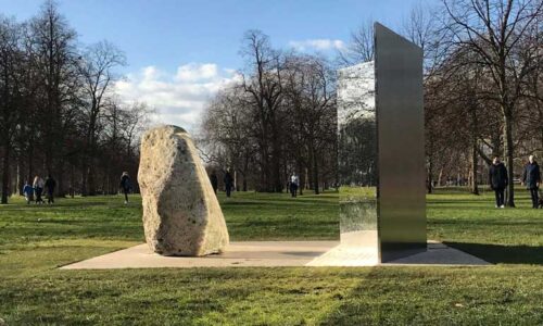 Lee Ufan Relatum outside the Serpentine