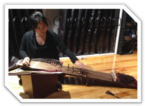 Hyun Ji Oh playing her 12-string gayageum