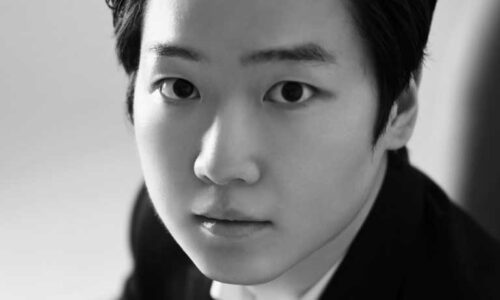 Yunho Jeong