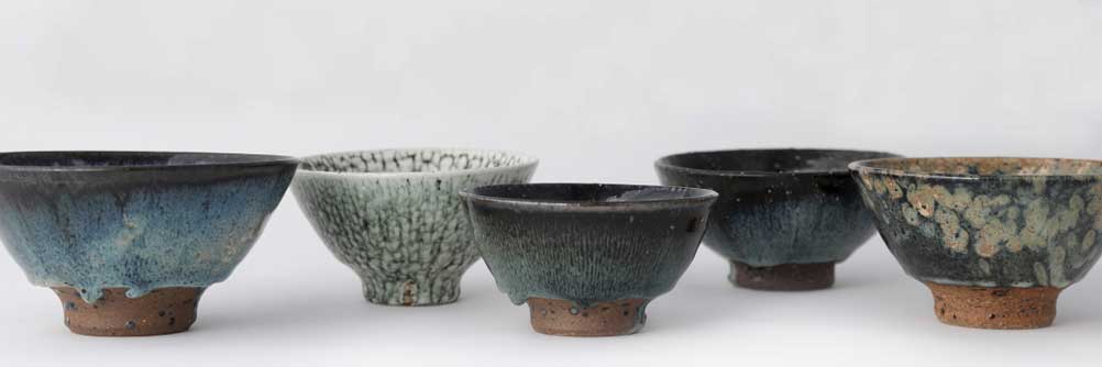 Tea bowls by Shin Chul (Photography by Ye Studio)