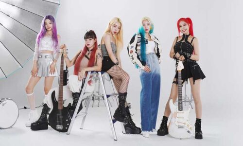 Rolling Quartz - the five-member female rock band