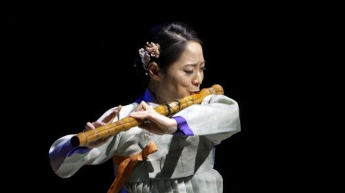 Hyelim Kim playing daegeum