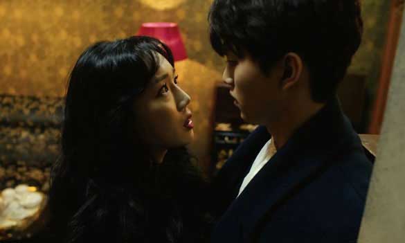 Still from Beautiful Vampire